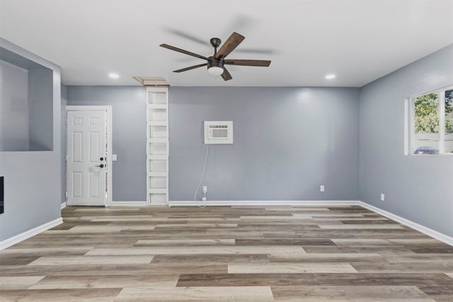 2332 S Poplar Street, Sapulpa, OK 74066