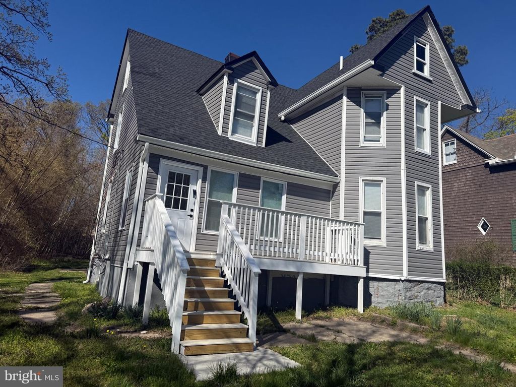 808 WINSTON AVE, Baltimore, MD 21212