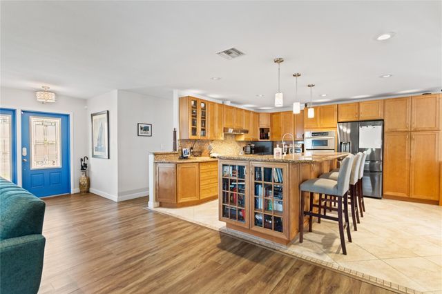 2935 NW 11th Terrace, Wilton Manors, FL 33311