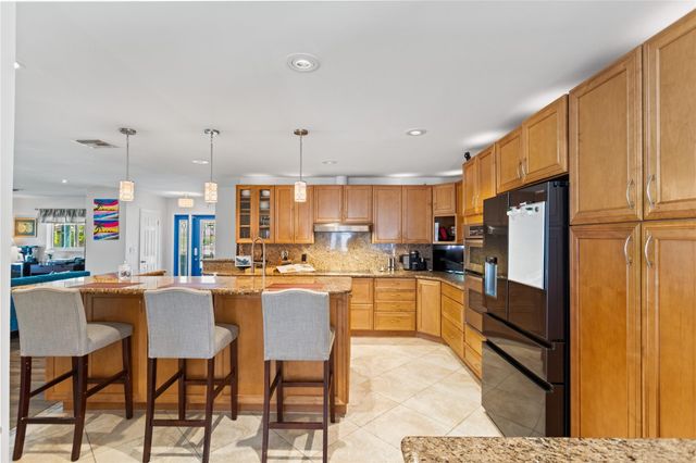 2935 NW 11th Terrace, Wilton Manors, FL 33311