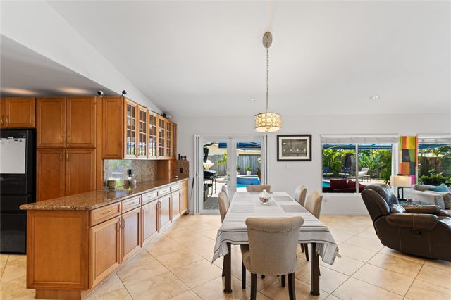 2935 NW 11th Terrace, Wilton Manors, FL 33311