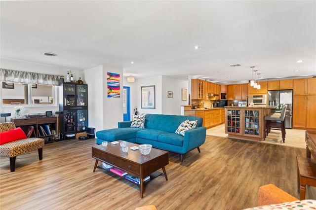 2935 NW 11th Terrace, Wilton Manors, FL 33311