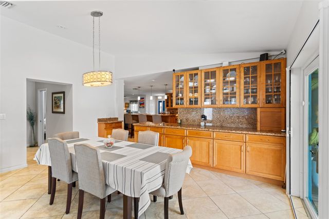 2935 NW 11th Terrace, Wilton Manors, FL 33311