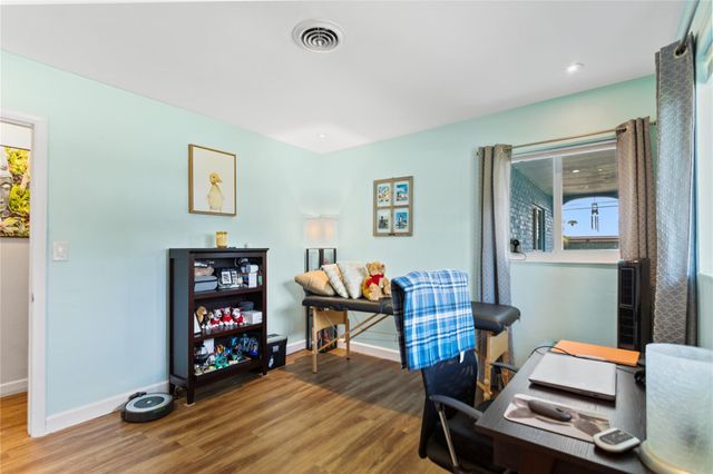 2935 NW 11th Terrace, Wilton Manors, FL 33311