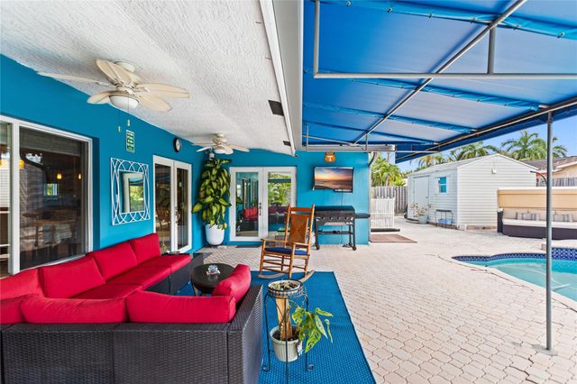 2935 NW 11th Terrace, Wilton Manors, FL 33311