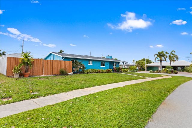 2935 NW 11th Terrace, Wilton Manors, FL 33311