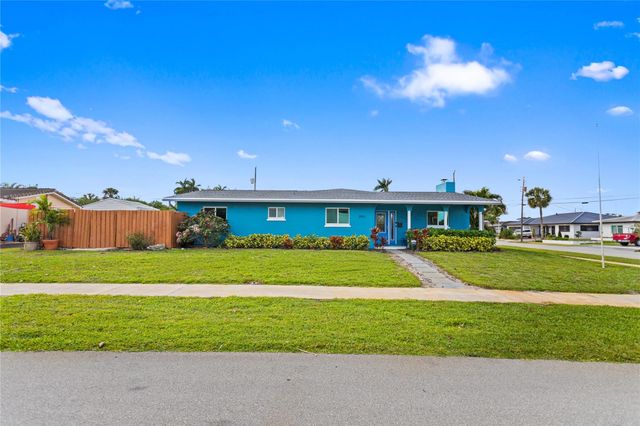2935 NW 11th Terrace, Wilton Manors, FL 33311