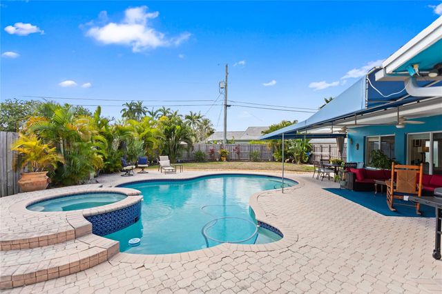 2935 NW 11th Terrace, Wilton Manors, FL 33311