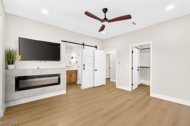 1651 Danbury Crossing Drive, Henderson, NV 89052