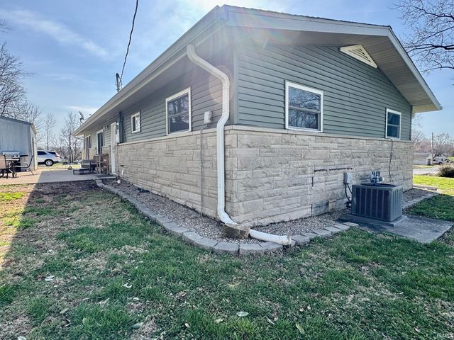 108 N Oak Street, Orleans, IN 47452