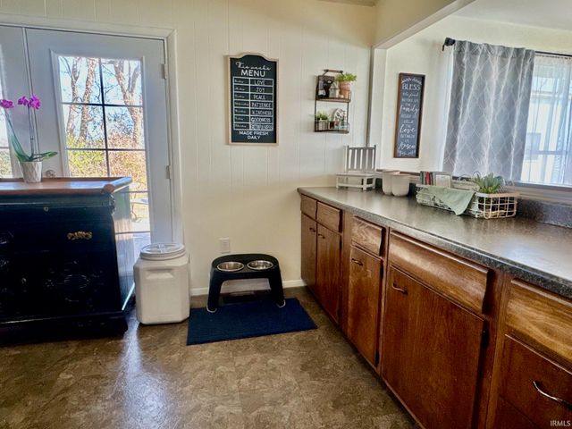 108 N Oak Street, Orleans, IN 47452