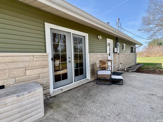 108 N Oak Street, Orleans, IN 47452