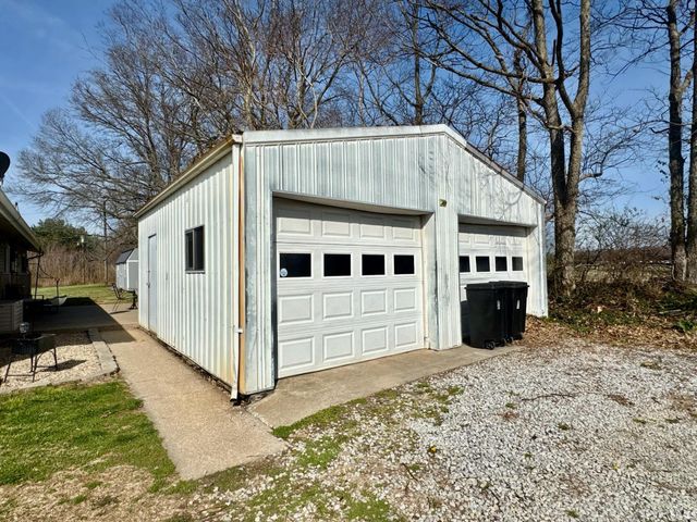 108 N Oak Street, Orleans, IN 47452