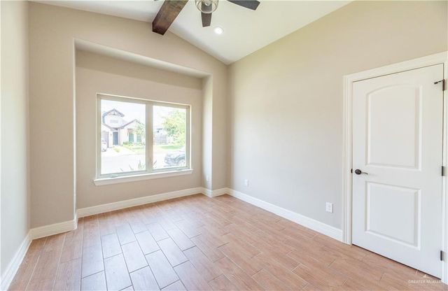 5600 Oriole Avenue, Mcallen, TX 78504