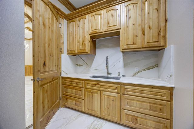 4326 Pecan Valley Dr, Corpus Christi, TX 78413