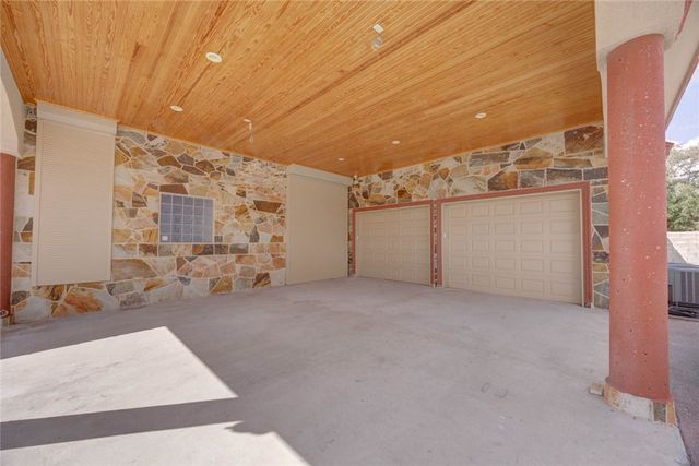 4326 Pecan Valley Dr, Corpus Christi, TX 78413