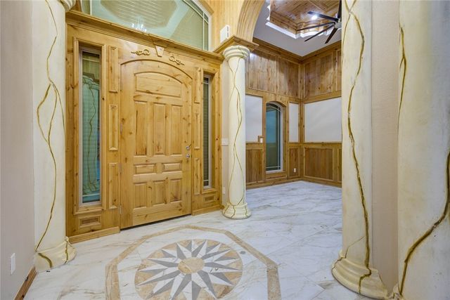 4326 Pecan Valley Dr, Corpus Christi, TX 78413