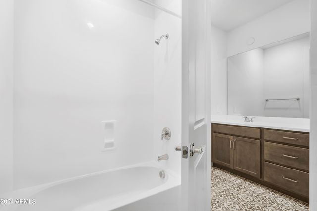 11300 N CASA DEGA Drive 1068, Surprise, AZ 85388