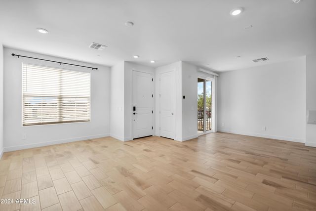 11300 N CASA DEGA Drive 1068, Surprise, AZ 85388