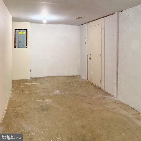 9212 LANDGREEN ST, Manassas, VA 20110