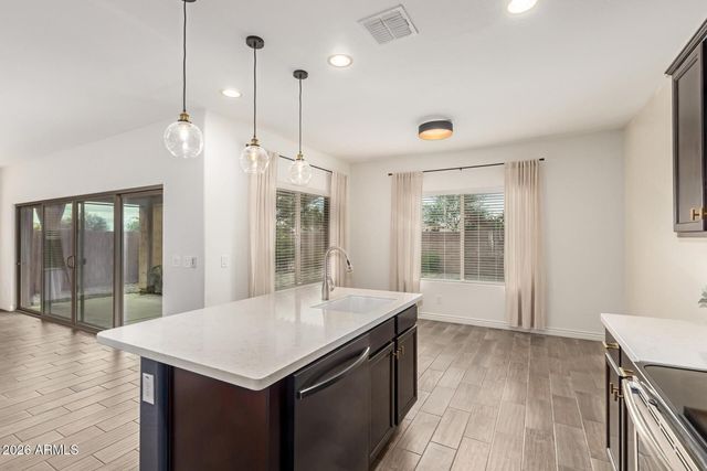 2756 E Hickory Street, Gilbert, AZ 85298