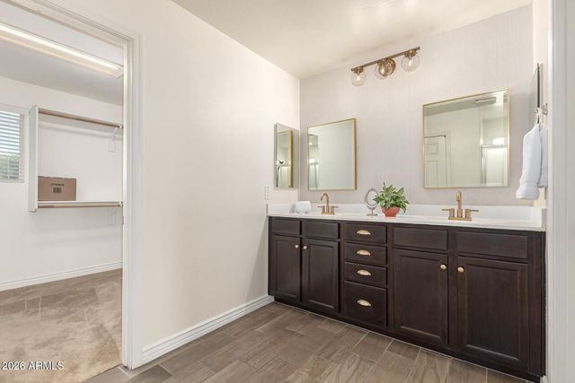 2756 E Hickory Street, Gilbert, AZ 85298
