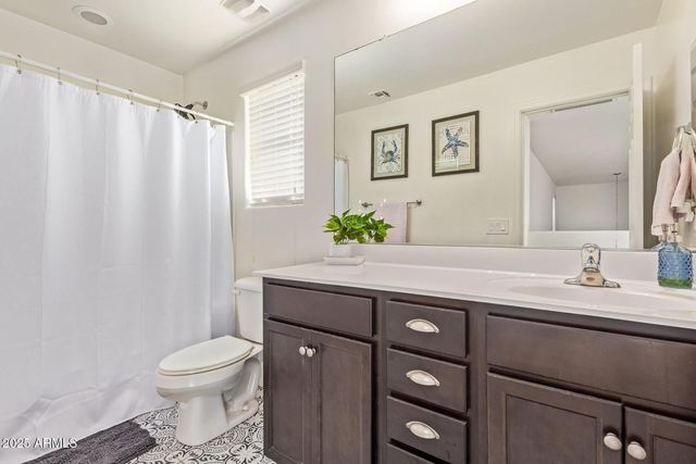 2756 E Hickory Street, Gilbert, AZ 85298