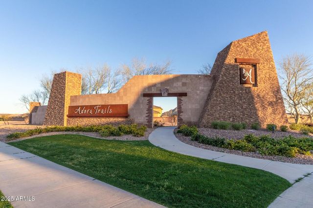 2756 E Hickory Street, Gilbert, AZ 85298