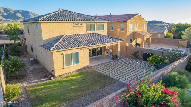 2756 E Hickory Street, Gilbert, AZ 85298
