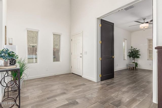 2756 E Hickory Street, Gilbert, AZ 85298
