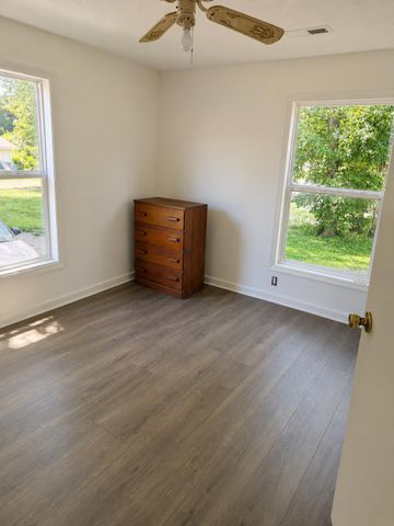 1112 E Rice Lane, Richmond, KY 40475