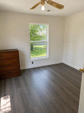 1112 E Rice Lane, Richmond, KY 40475