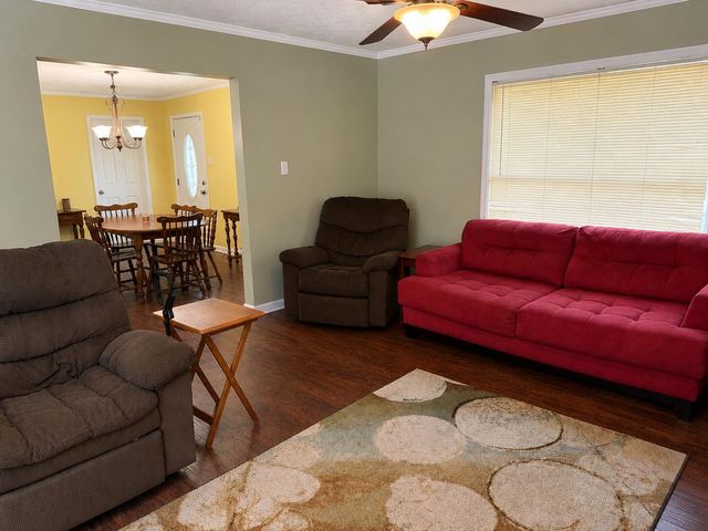 1112 E Rice Lane, Richmond, KY 40475