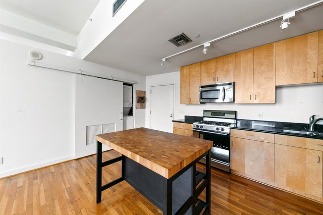 915 Franklin Street 6F, Houston, TX 77002