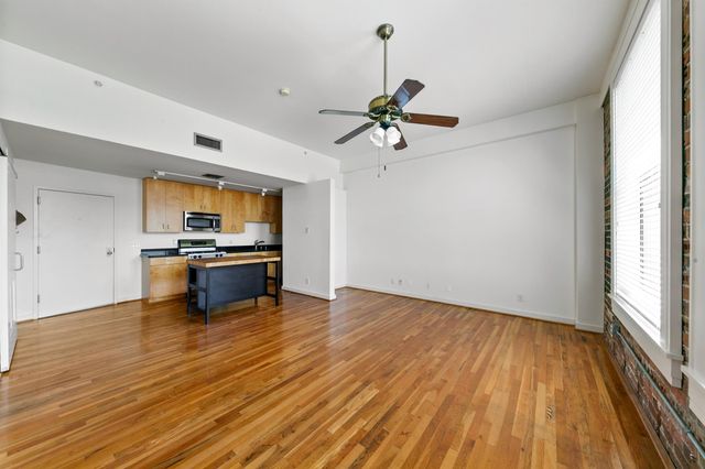 915 Franklin Street 6F, Houston, TX 77002