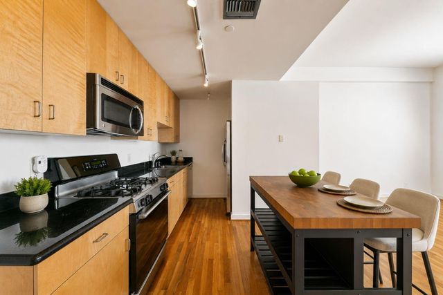 915 Franklin Street 6F, Houston, TX 77002