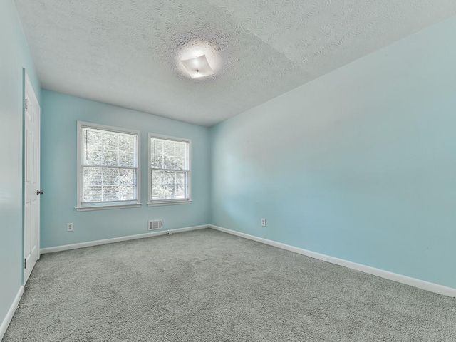 2005 Knightsbridge Road NW, Kennesaw, GA 30144
