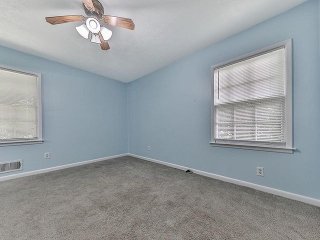 2005 Knightsbridge Road NW, Kennesaw, GA 30144