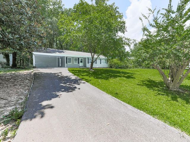 2005 Knightsbridge Road NW, Kennesaw, GA 30144