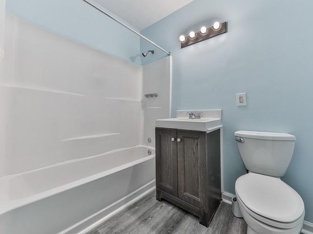 2005 Knightsbridge Road NW, Kennesaw, GA 30144