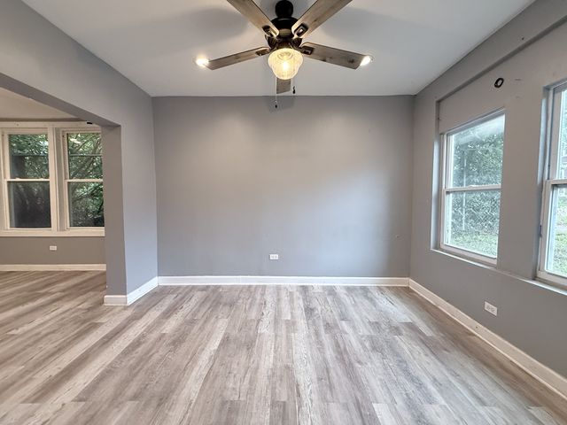 6835 S Champlain Avenue, Chicago, IL 60637