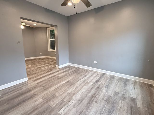 6835 S Champlain Avenue, Chicago, IL 60637