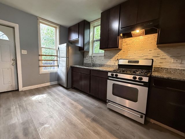 6835 S Champlain Avenue, Chicago, IL 60637