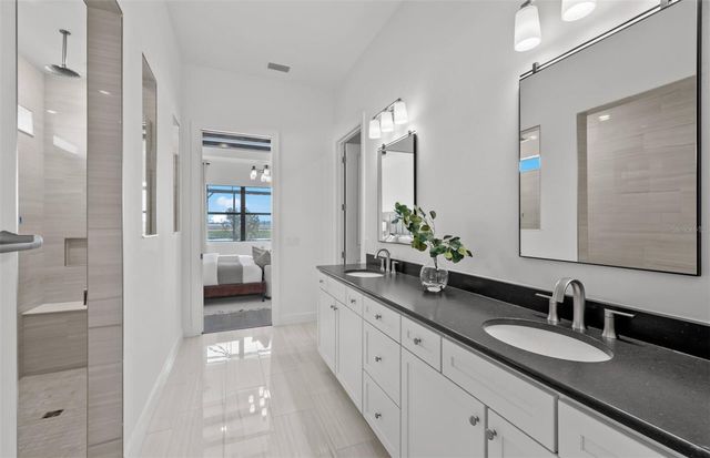 4933 DEL REY COVE, Lakewood Ranch, FL 34211
