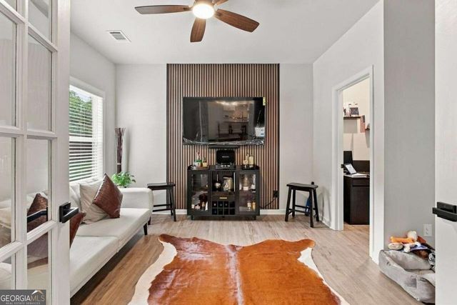 18 Ryston Way, Lawrenceville, GA 30045