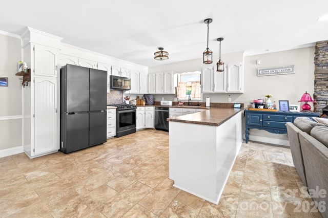 2402 Malotte Lane, Gastonia, NC 28054