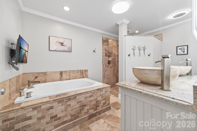 2402 Malotte Lane, Gastonia, NC 28054