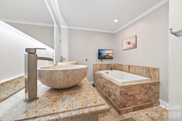 2402 Malotte Lane, Gastonia, NC 28054