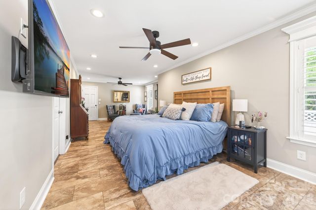 2402 Malotte Lane, Gastonia, NC 28054