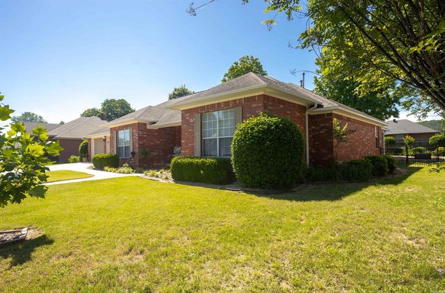 2103 W 8th Street, Russellville, AR 72801